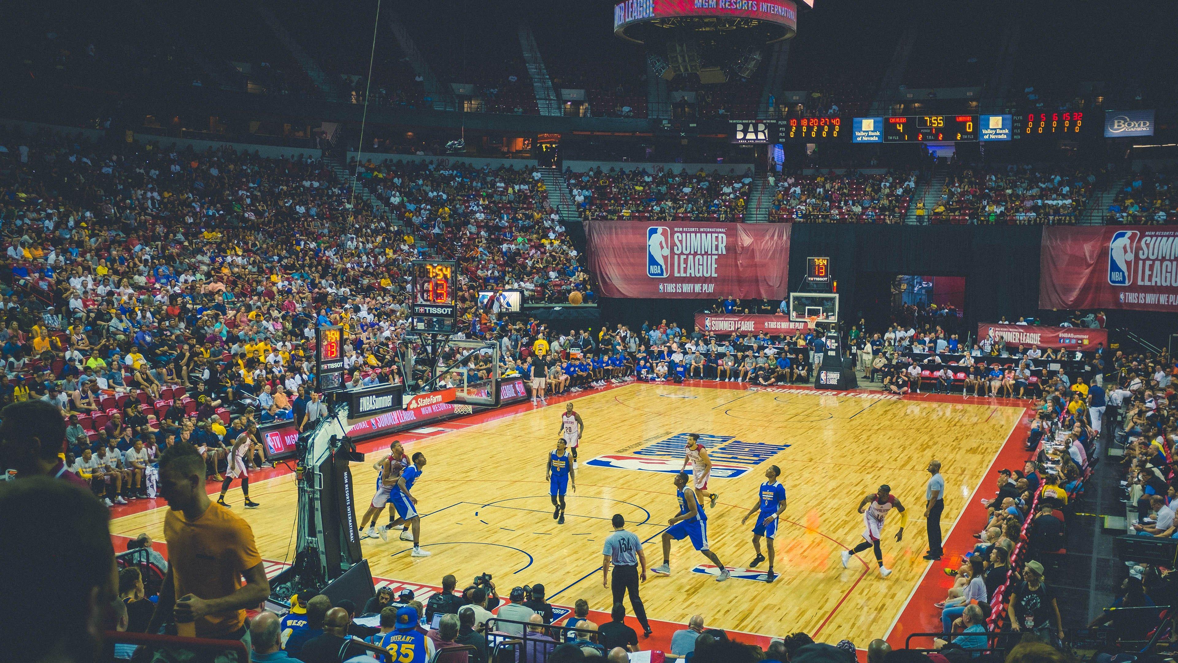 曼城主场迎战利兹联，蓝月亮全力出击终结连败颓势